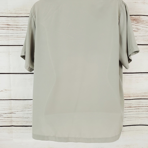 Victoria's Secret | Sage Green Button  Top - Picture 5 of 7
